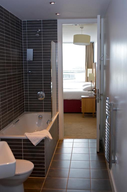 Premier Suites Liverpool Exteriör bild