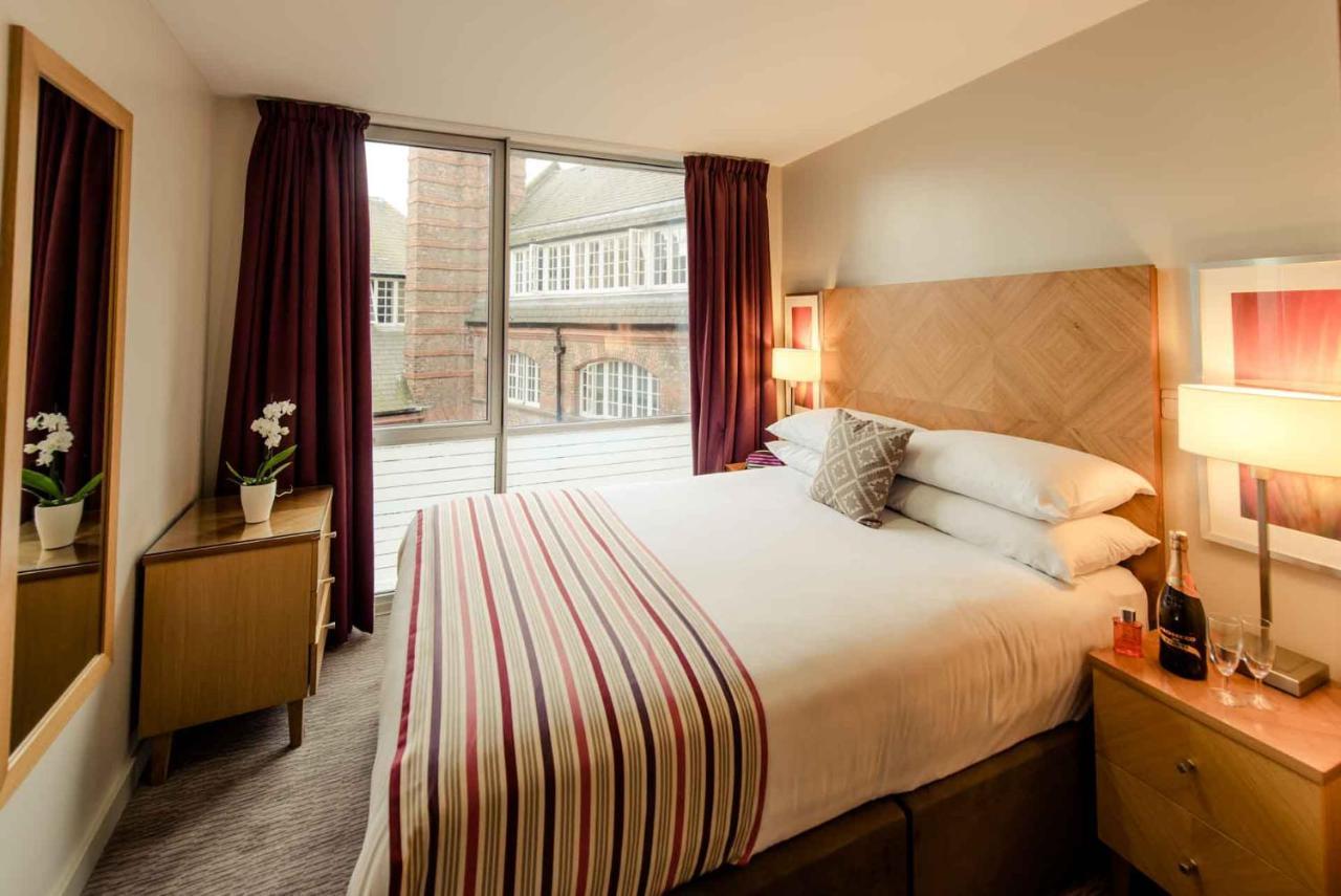 Premier Suites Liverpool Exteriör bild